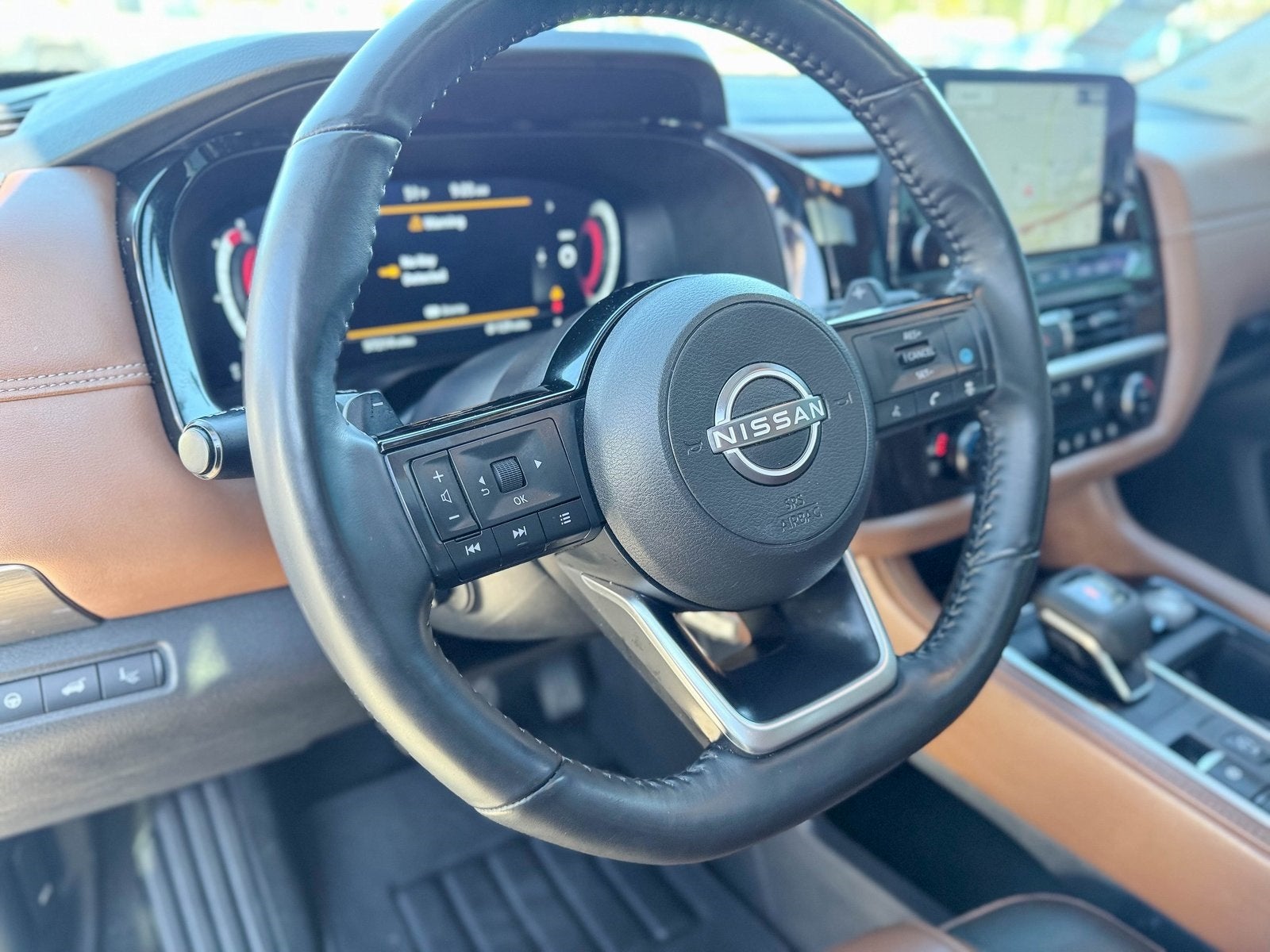 2024 Nissan Pathfinder Platinum FWD