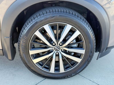 2024 Nissan Pathfinder Platinum FWD