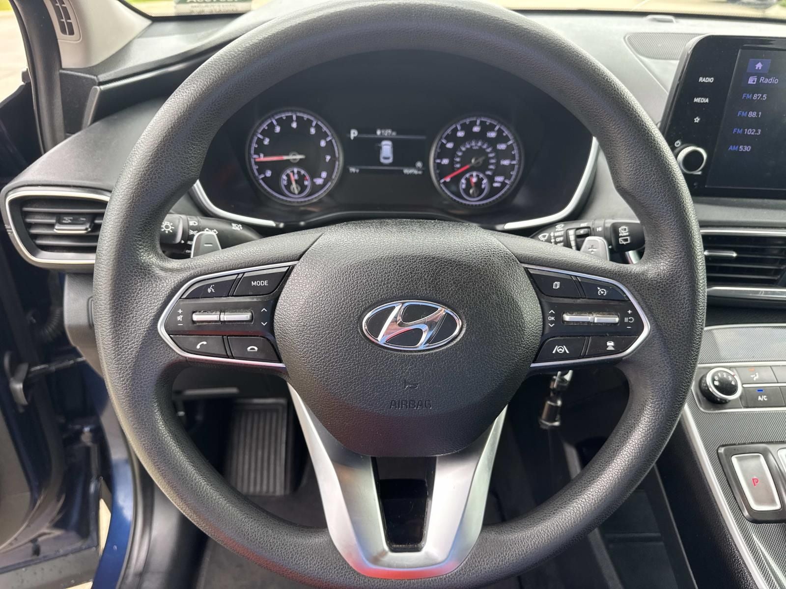 2022 Hyundai Santa Fe SE