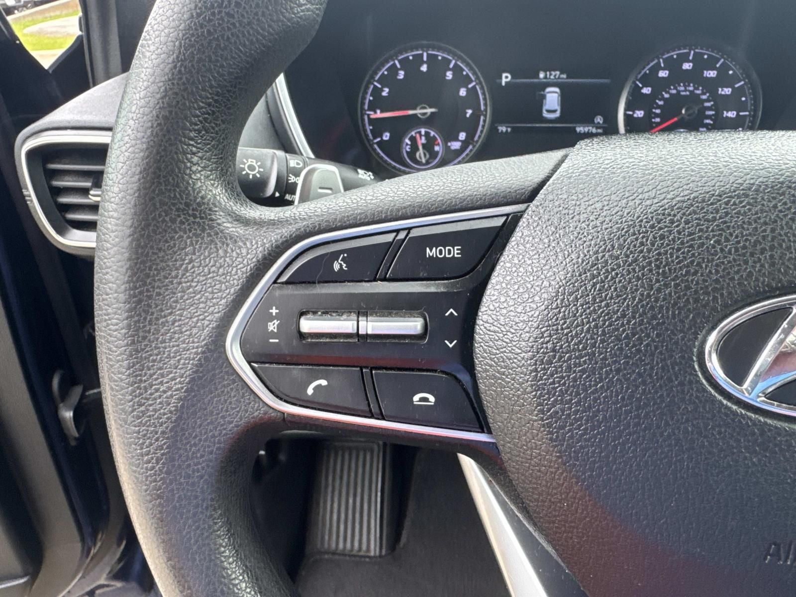 2022 Hyundai Santa Fe SE