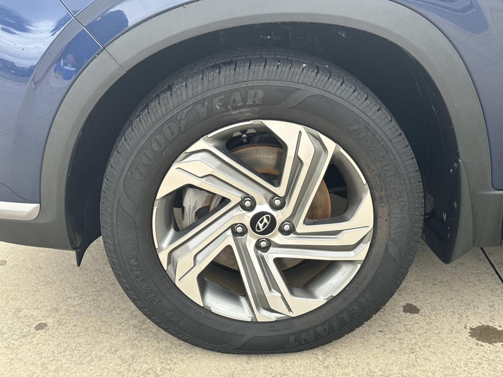2022 Hyundai Santa Fe SE