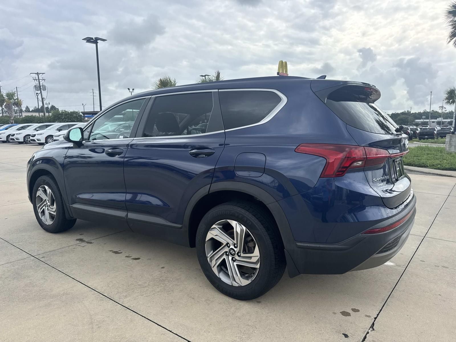 2022 Hyundai Santa Fe SE