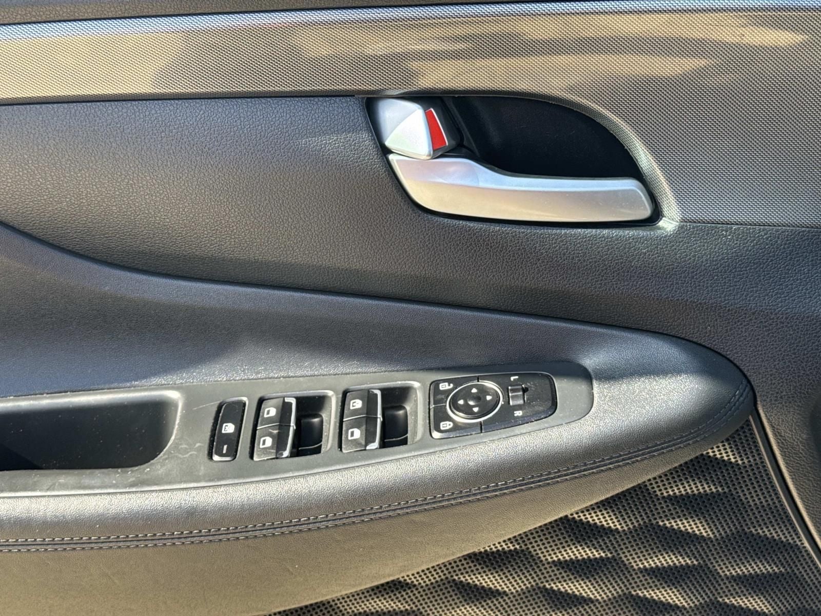 2021 Hyundai Santa Fe SE