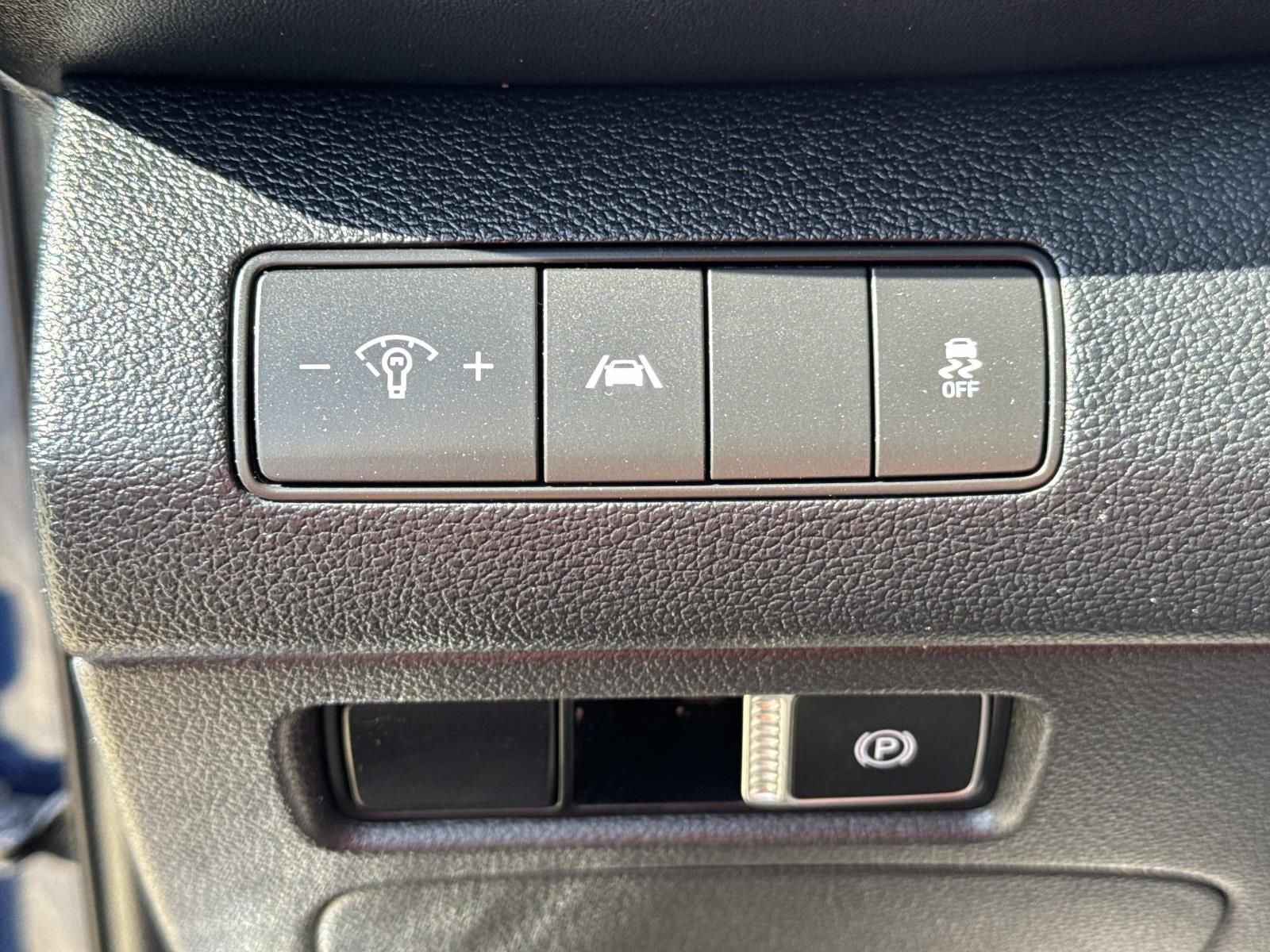 2021 Hyundai Santa Fe SE