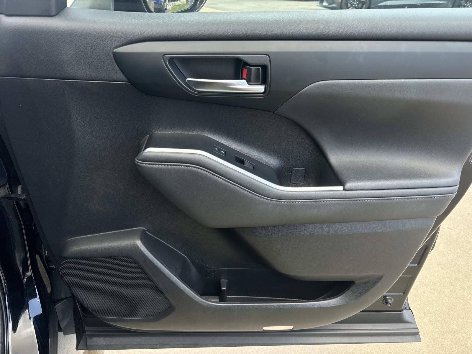 2023 Toyota Highlander XSE