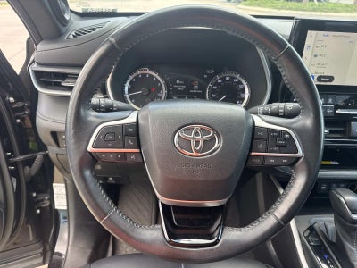 2023 Toyota Highlander XSE