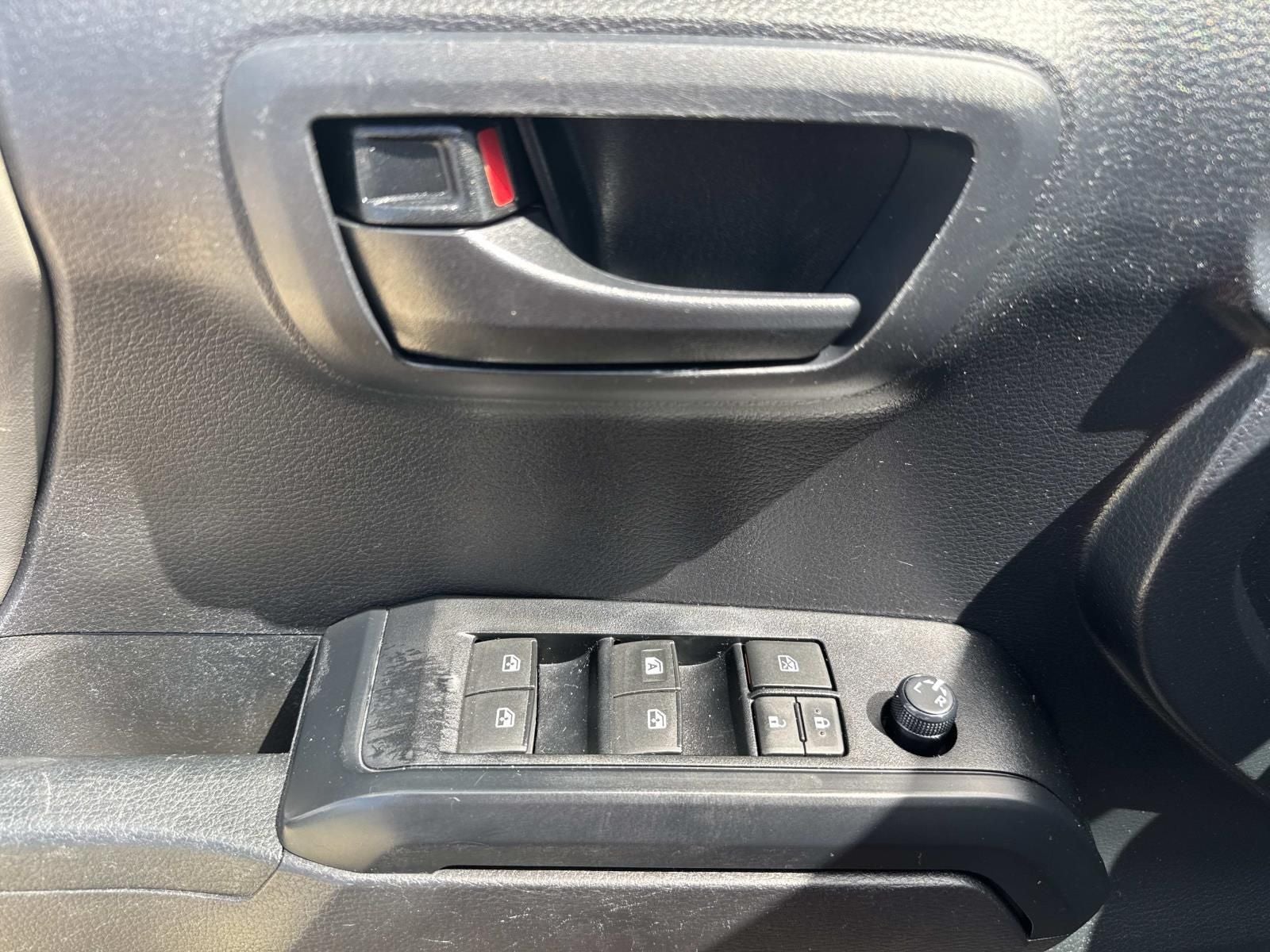 2020 Toyota Tacoma SR