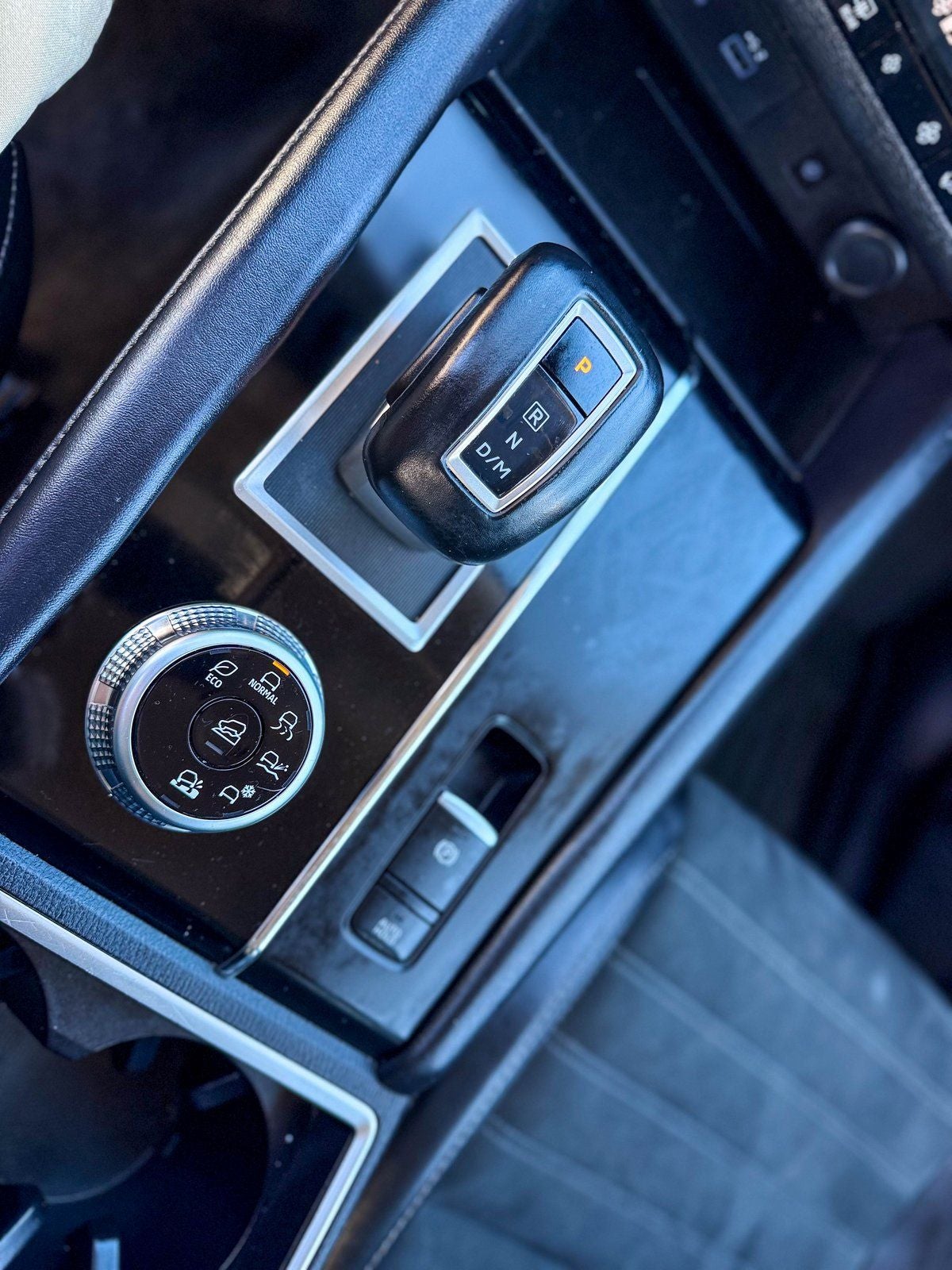 2024 Mitsubishi Outlander Base