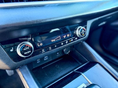 2024 Mitsubishi Outlander Base