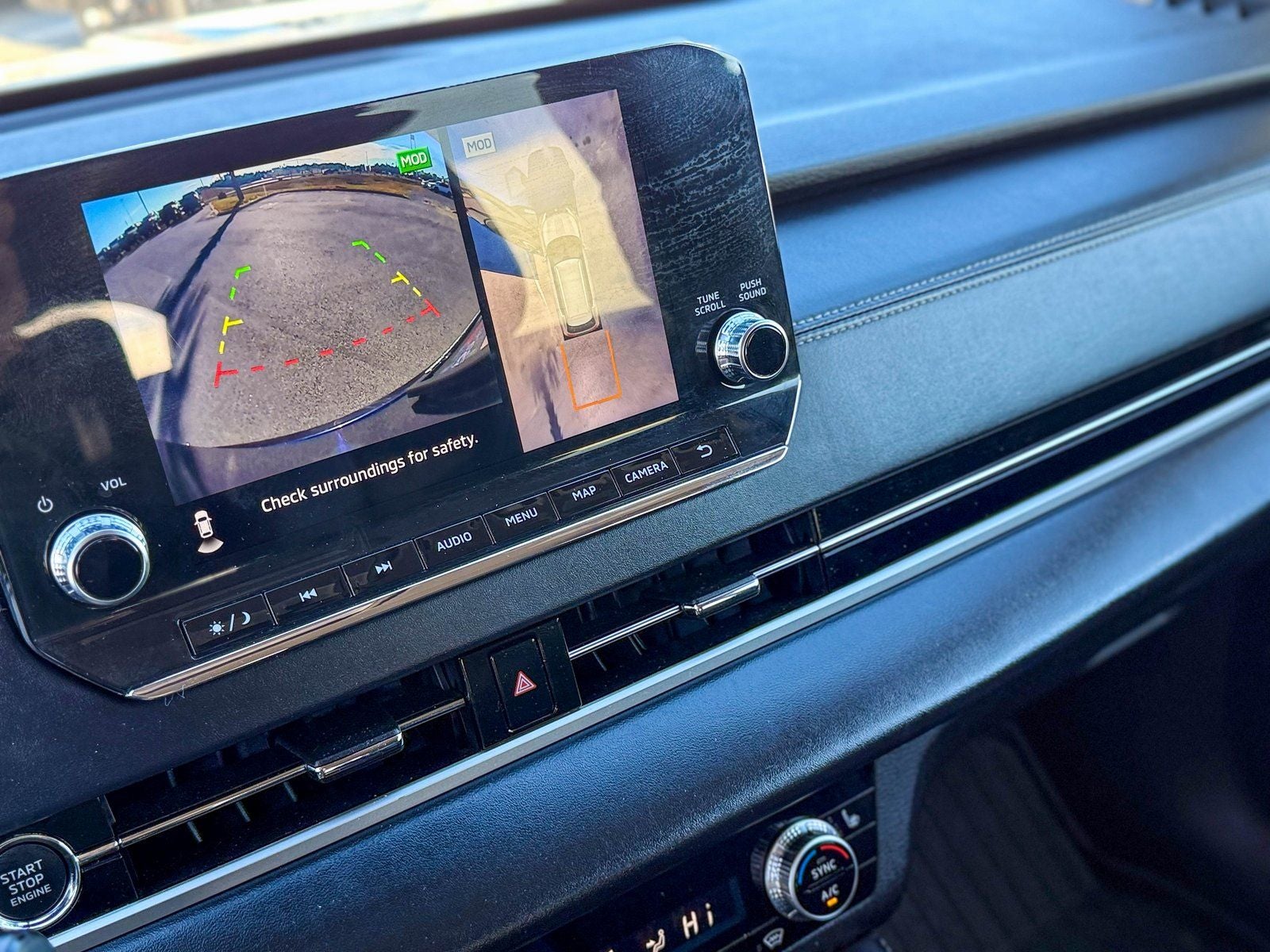 2024 Mitsubishi Outlander Base