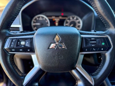 2024 Mitsubishi Outlander Base