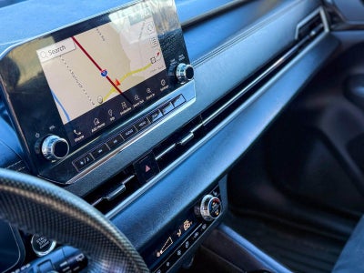 2024 Mitsubishi Outlander Base