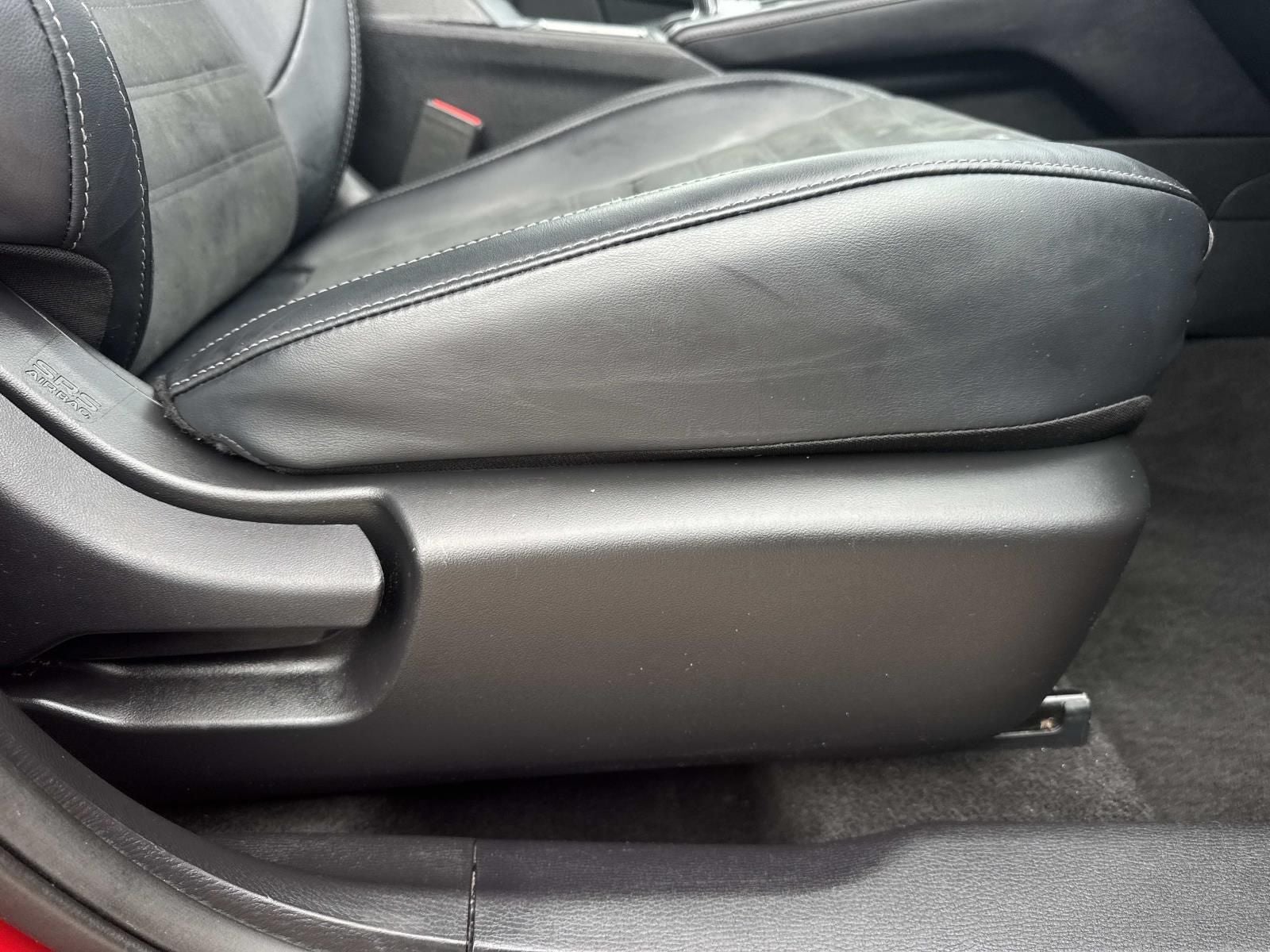2024 Mitsubishi Outlander Base
