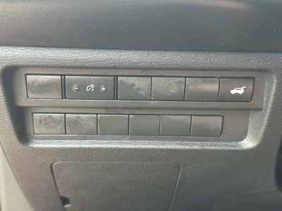 2024 Mitsubishi Outlander Base