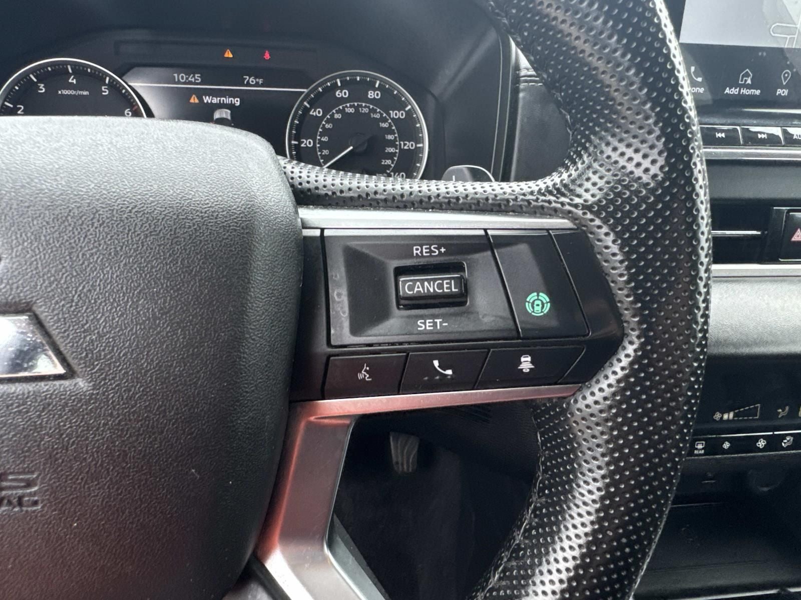 2024 Mitsubishi Outlander Base