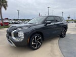 2024 Mitsubishi Outlander Base