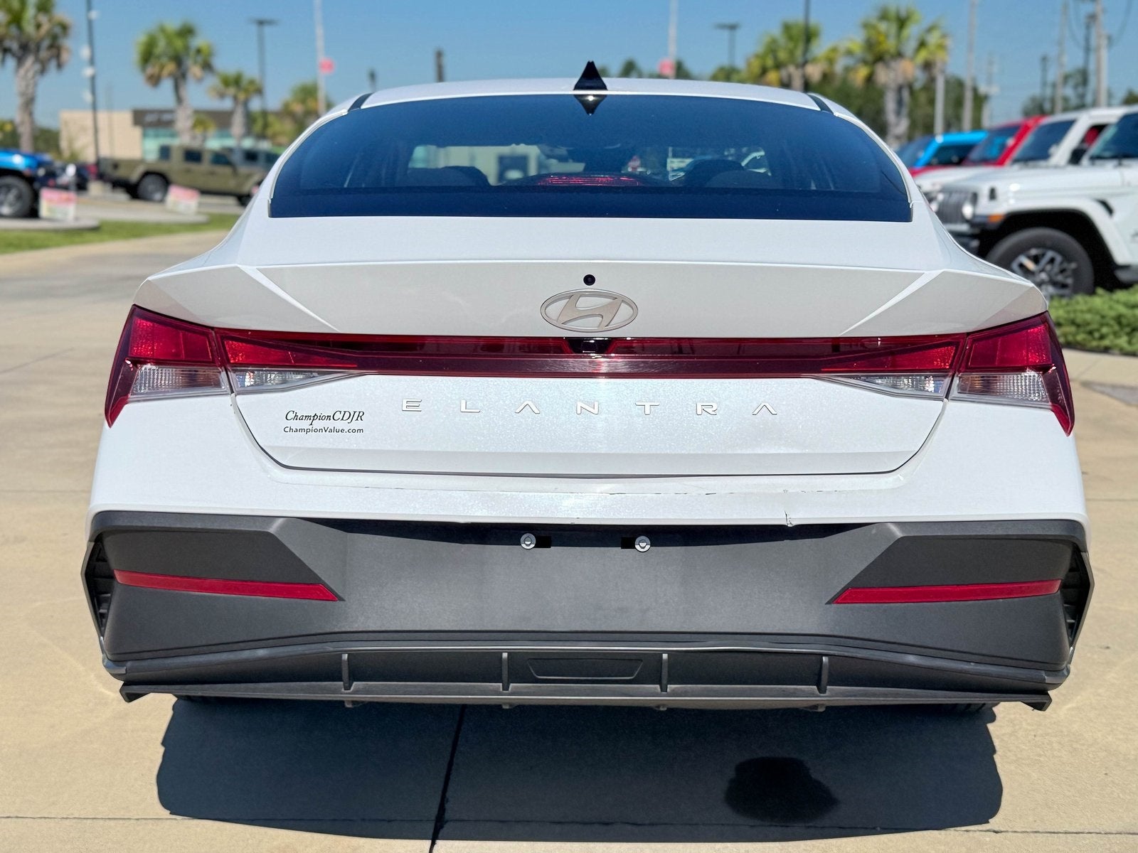 2024 Hyundai Elantra SEL