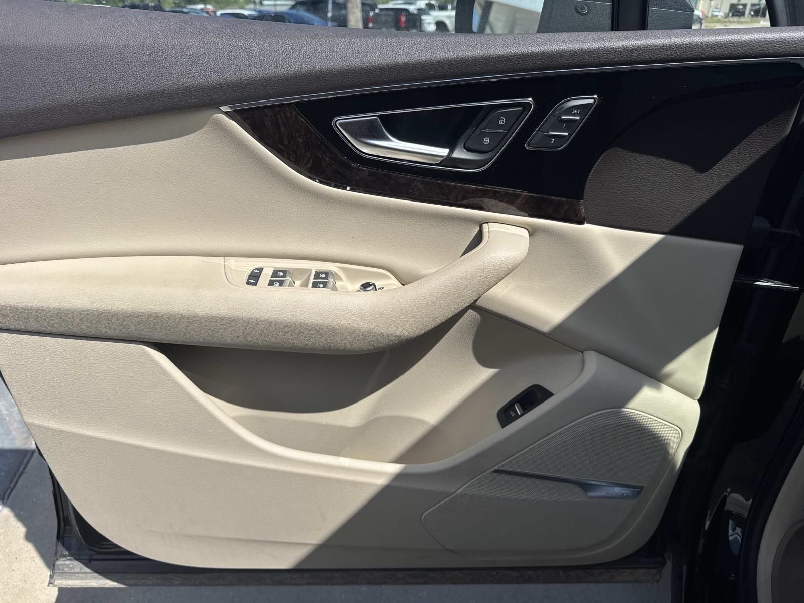 2019 Audi Q7 55 Premium