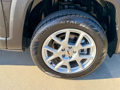2023 Jeep Renegade Latitude 4x4