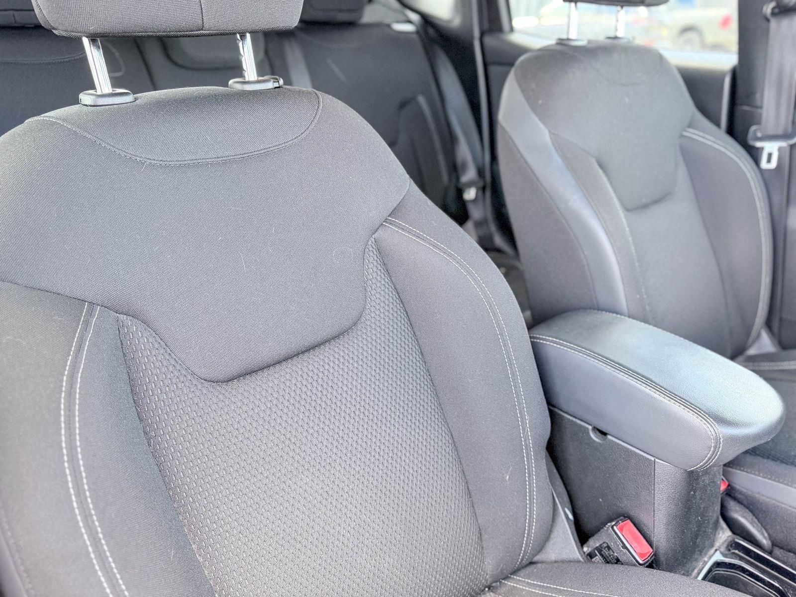 2022 Jeep Renegade Altitude 4x4